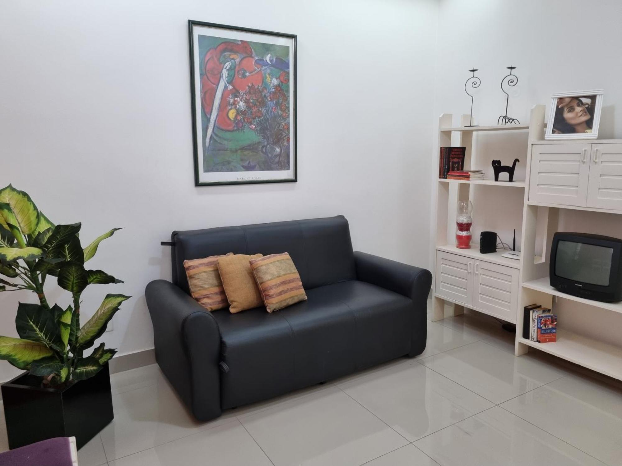 Heart Of Copacabana: Renewed Beach&metro Apartamento